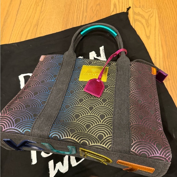 Kurt Geiger Rainbow Wave Tote with Black Accents - Picture 3 of 12
